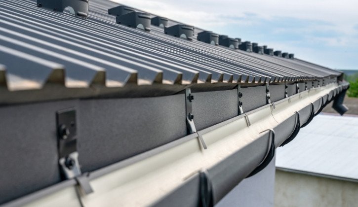 How gutter cleaning can help