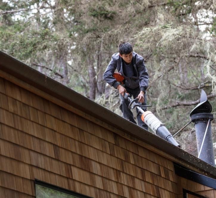 How our gutter vacuuming service works